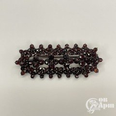 Брошь с гранатами